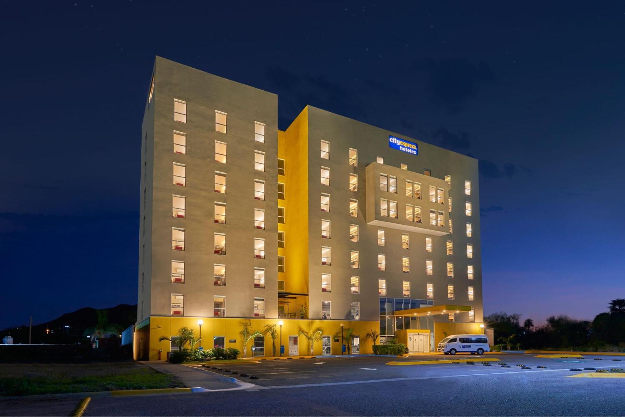 City Express By Marriott Guaymas Extérieur photo